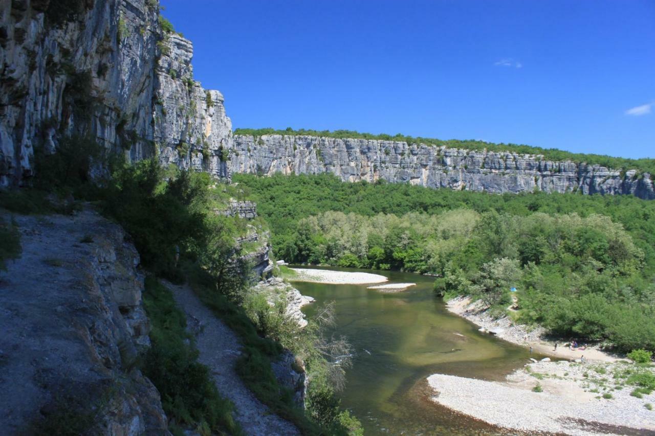 Mas Des Falaises Saint Alban Auriolles Екстер'єр фото